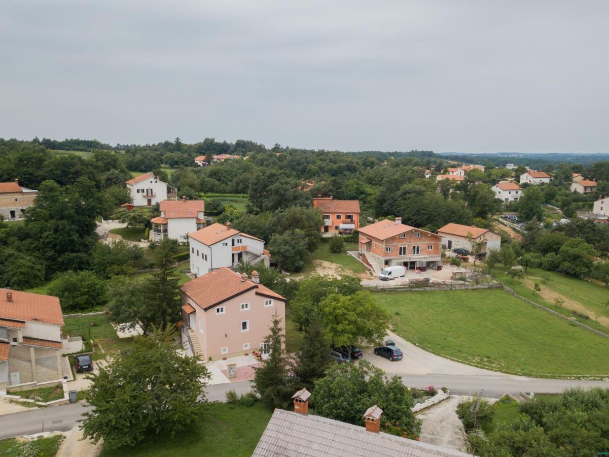 Middle Istra Lejlighed Pazin Eksteriør billede